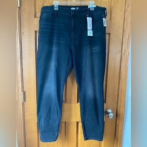 Old Navy Built-In Warm Super Skinny High Rise Rockstar Jeans